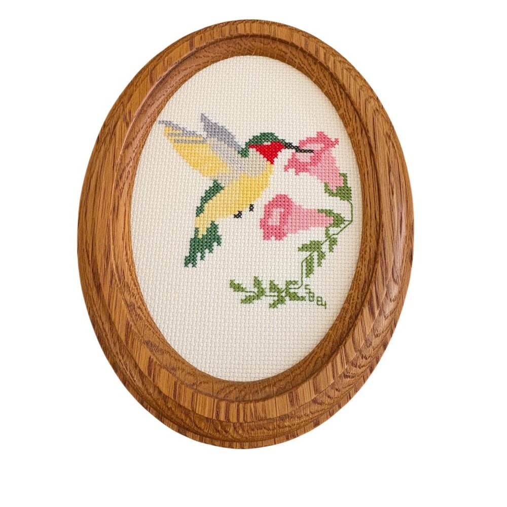 Needlepoint Hummingbird Art In Oak Frame 8 x 6